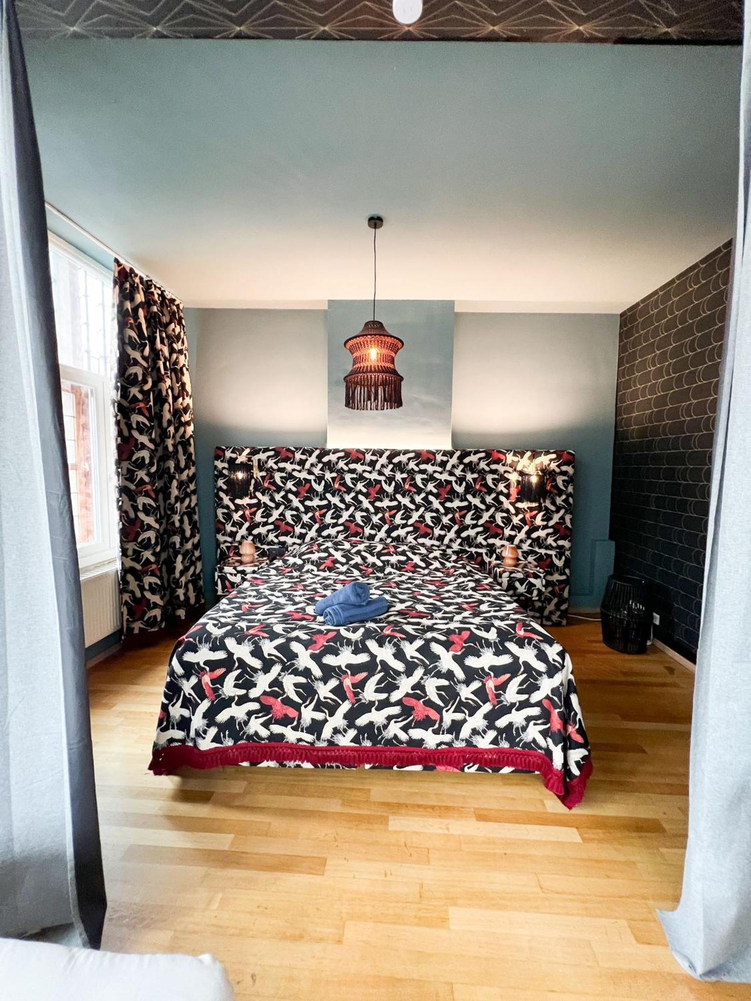 Le Faubourg Apartment *