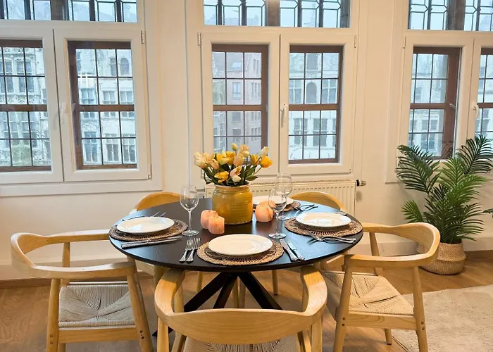 Le Faubourg Suites